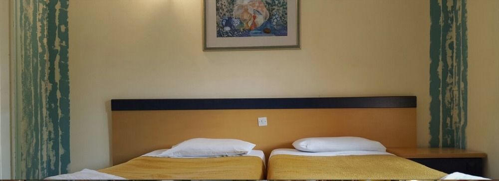 Wilde Rose Hotel Dassia  Exterior foto